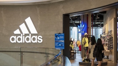 ‘Adidas thua cuộc tại thị trường Trung Quốc’