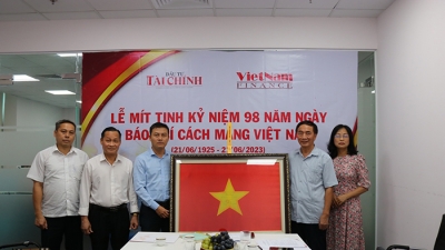 VietnamFinance tổ chức lễ mít tinh kỷ niệm Ngày Báo chí Cách mạng Việt Nam