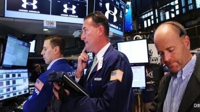 Dow Jones tăng 200 điểm, Phố Wall hưng phấn trước mùa thu nhập quý II