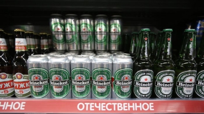 Heineken bán mảng kinh doanh tại Nga với giá 1 euro