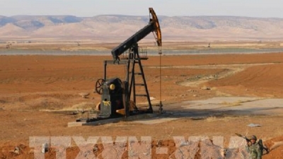 Giá dầu thế giới vọt lên mức cao nhất trong gần ba tháng