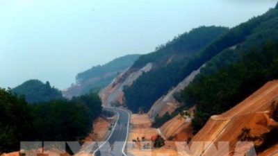 Quảng Trị 'thúc' tiến độ giải phóng mặt bằng tuyến cao tốc Cam Lộ - La Sơn