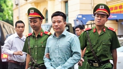 Chính thức mở lại phiên xét xử sơ thẩm bị cáo Hà Văn Thắm