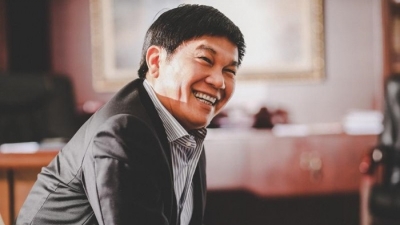 Ông Trần Đình Long trở thành người giàu thứ 3 trên sàn chứng khoán Việt