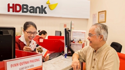 HDBank tặng thêm lãi suất tiền gửi: Độ tuổi càng cao, mức cộng càng lớn