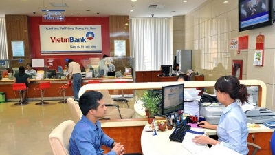 VietinBank đặt kế hoạch lãi trước thuế 10.800 tỷ năm 2018, ngang VPBank