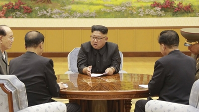 Lãnh đạo Triều Tiên bất ngờ họp bàn cải tổ quân sự giữa lúc căng thẳng với Mỹ dâng cao