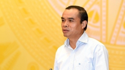 Đề nghị trao Huân chương Độc lập hạng Nhì cho Phó Thống đốc Nguyễn Đồng Tiến