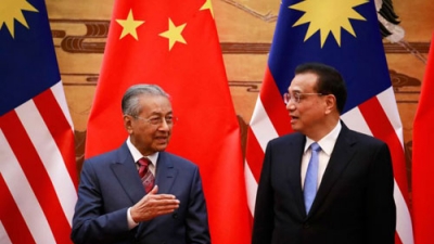 Đối sách 'lạt mềm buộc chặt' của Mahathir với Trung Quốc