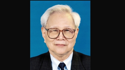 Nguyên Chủ tịch Hội đồng Lý luận trung ương Nguyễn Đức Bình qua đời, thọ 92 tuổi
