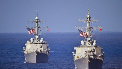 Tàu khu trục Mỹ áp sát khu vực Trung Quốc chiếm đóng trái phép ở Biển Đông