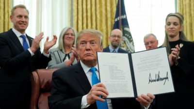 Ông Trump ký chỉ thị lập Lực lượng Không gian của Mỹ