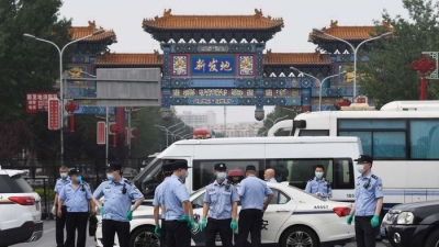 Thêm 36 ca nhiễm Covid-19 trong cộng đồng, Bắc Kinh cách chức loạt lãnh đạo