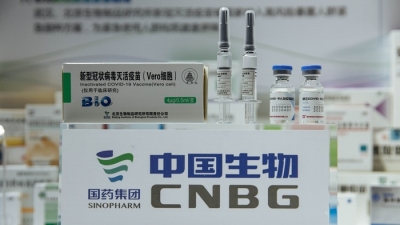 Dịch Covid-19: Gần 1 triệu người tử vong trên toàn cầu, Trung Quốc sắp tung vaccine giá 88 USD