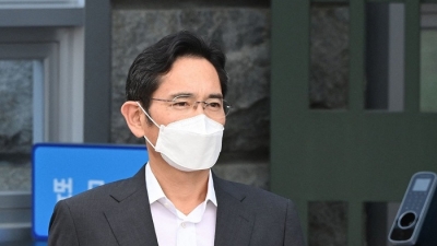 Vừa ra tù, ‘thái tử Samsung’ Lee Jae-yong lại bị phạt vì lạm dụng chất cấm