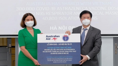 Australia cam kết tăng số vaccine Covid-19 hỗ trợ Việt Nam lên 5,2 triệu liều