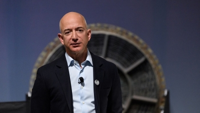 ‘Cha đẻ’ Amazon Jeff Bezos chính thức rời cương vị CEO sau 27 năm lãnh đạo