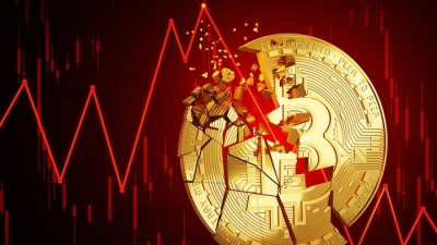 Bitcoin chưa dứt đà giảm, ‘bốc hơi’ 40% so với mức đỉnh 70.000 USD