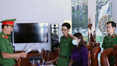 Vụ Việt Á: Bắt tạm giam nguyên kế toán trưởng cùng 2 cán bộ CDC Bình Phước