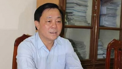Hoà Bình: Nguyên chủ tịch huyện Mai Châu Hà Công Thẻ bị bắt