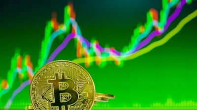 Giá Bitcoin vượt ngưỡng 47.000 USD, cao nhất trong 2 tháng