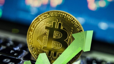 Giá Bitcoin đảo chiều tăng mạnh, vượt ngưỡng 41.000 USD
