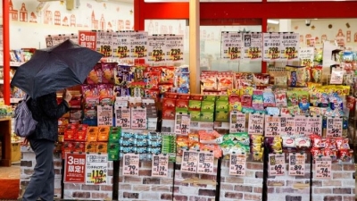 Nhật Bản chi mạnh tay 113 tỷ USD hỗ trợ người dân ứng phó lạm phát
