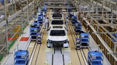 Cạnh tranh khốc liệt tại Trung Quốc: Nissan, Honda xem xét cắt giảm sản lượng