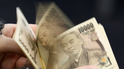 Nhật Bản chấm dứt kỷ nguyên lãi suất âm, đồng yên sụt giá thấp nhất 34 năm