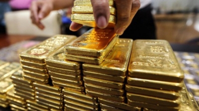 Giá vàng thế giới hôm nay (19/10): Cuộc bầu cử tổng thống Mỹ sắp ngã ngũ, giá vàng sẽ tăng mạnh?