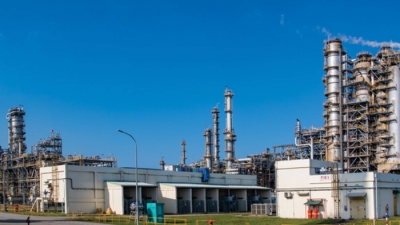Nhà máy lọc hóa dầu Nghi Sơn có thể ngừng hoạt động vì thiếu tiền