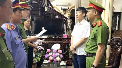 Nguyên nhân khiến Cựu chủ tịch Thanh Hóa Nguyễn Đình Xứng bị khởi tố