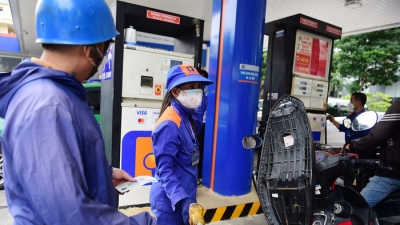 Giá xăng dầu sắp vào đợt điều chỉnh, giảm sâu tới hơn 1.000 đồng/lít