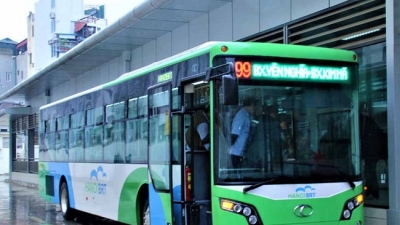 Chủ đầu tư: Xe buýt nhanh BRT giá 5 tỷ đồng vì 'có thiết kế đặc biệt'