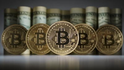 Sốt Bitcoin, Etherium, Chính phủ sẽ xây dựng Luật quản lý tiền ảo