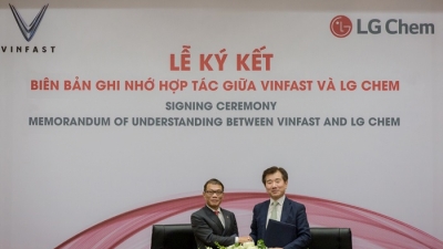VinFast bắt tay LG Chem hợp tác sản xuất pin tiêu chuẩn quốc tế
