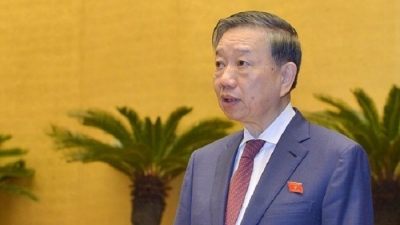 Bộ trưởng Tô Lâm: ‘Chúng tôi không có khả năng phạt các nhà mạng quốc tế hàng tỷ USD’