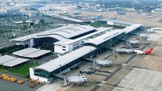 Sân bay Tân Sơn Nhất giảm số chuyến bay do sửa chữa đường băng