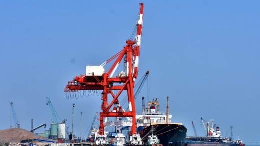Cảng Quy Nhơn bị tố ‘sai phạm chồng sai phạm' trong thu phí tàu lai dắt