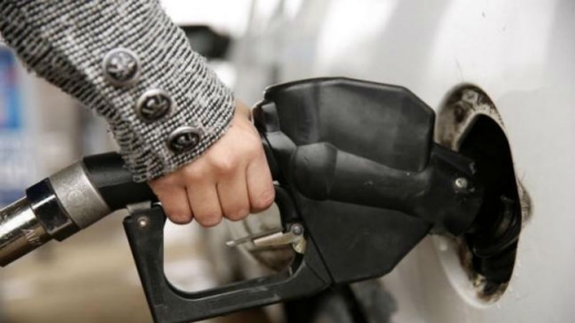 'Giá dầu có thể tăng lên 85 USD/thùng vào cuối năm 2016'