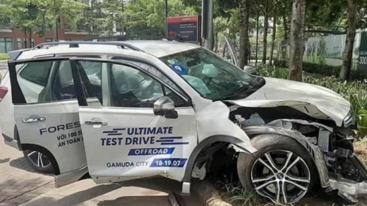 Xe lái thử của Subaru Việt Nam gặp tai nạn, hư hỏng nặng
