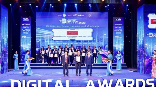 Agribank nhận giải thưởng Chuyển đổi số Việt Nam năm 2022