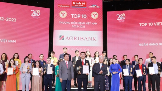 Agribank lọt top 10 thương hiệu mạnh Việt Nam 2023