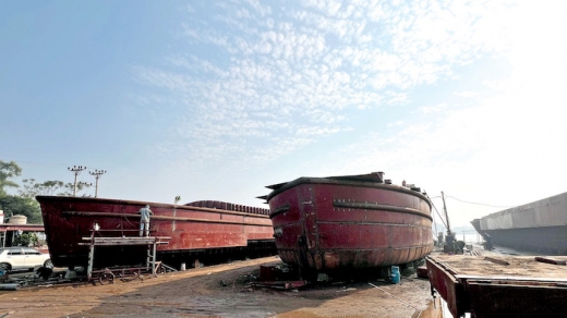 Thăng trầm nghề đóng tàu bên bờ sông Ninh Cơ