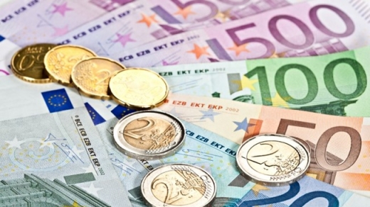 Tỷ giá Euro lên cao nhất gần 3 năm
