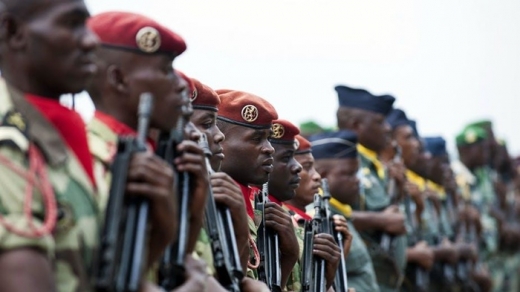 Thừa cơ Tổng thống xuất ngoại chữa bệnh, quân đội Gabon tiến hành đảo chính