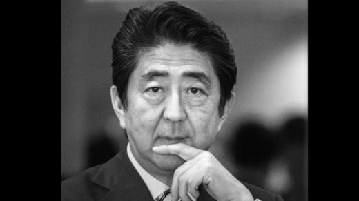 Cựu Thủ tướng Nhật Bản Shinzo Abe đã qua đời sau vụ ám sát