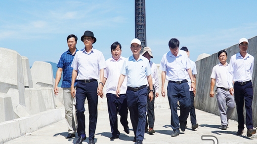 Thừa Thiên Huế yêu cầu đẩy nhanh tiến độ 2 dự án trọng điểm tại KKT Chân Mây - Lăng Cô