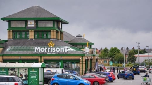 Thương vụ mua lại chuỗi siêu thị lớn thứ tư nước Anh trị giá 53 tỷ USD
