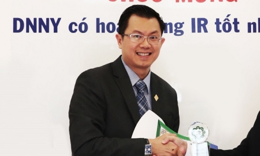 Vừa dứt 'Sao Thái Bạch', Sacombank cho nghỉ việc Phó TGĐ